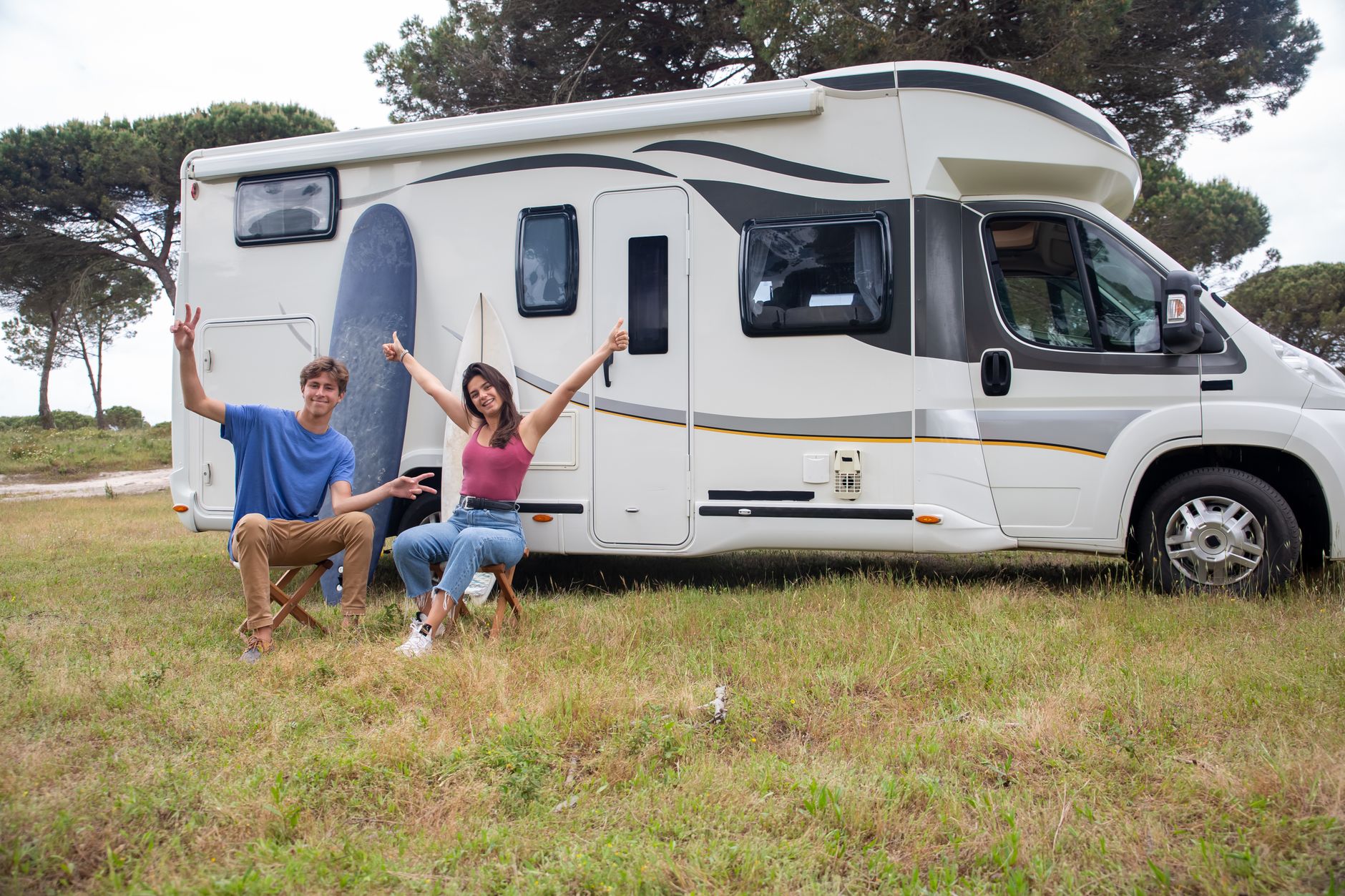 RV Living Guide: Costs, Full-Time Life, and What to Expect
